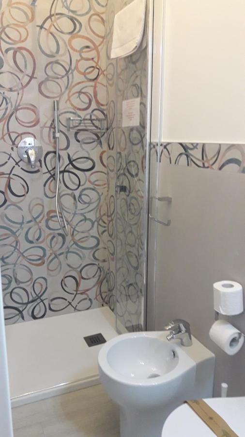 Single Room,226432157:JPEG
