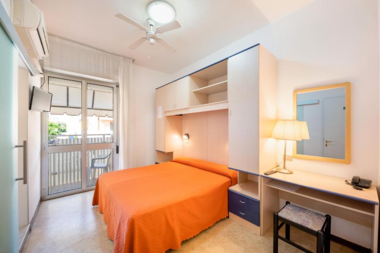 Double Room,995070670:JPEG