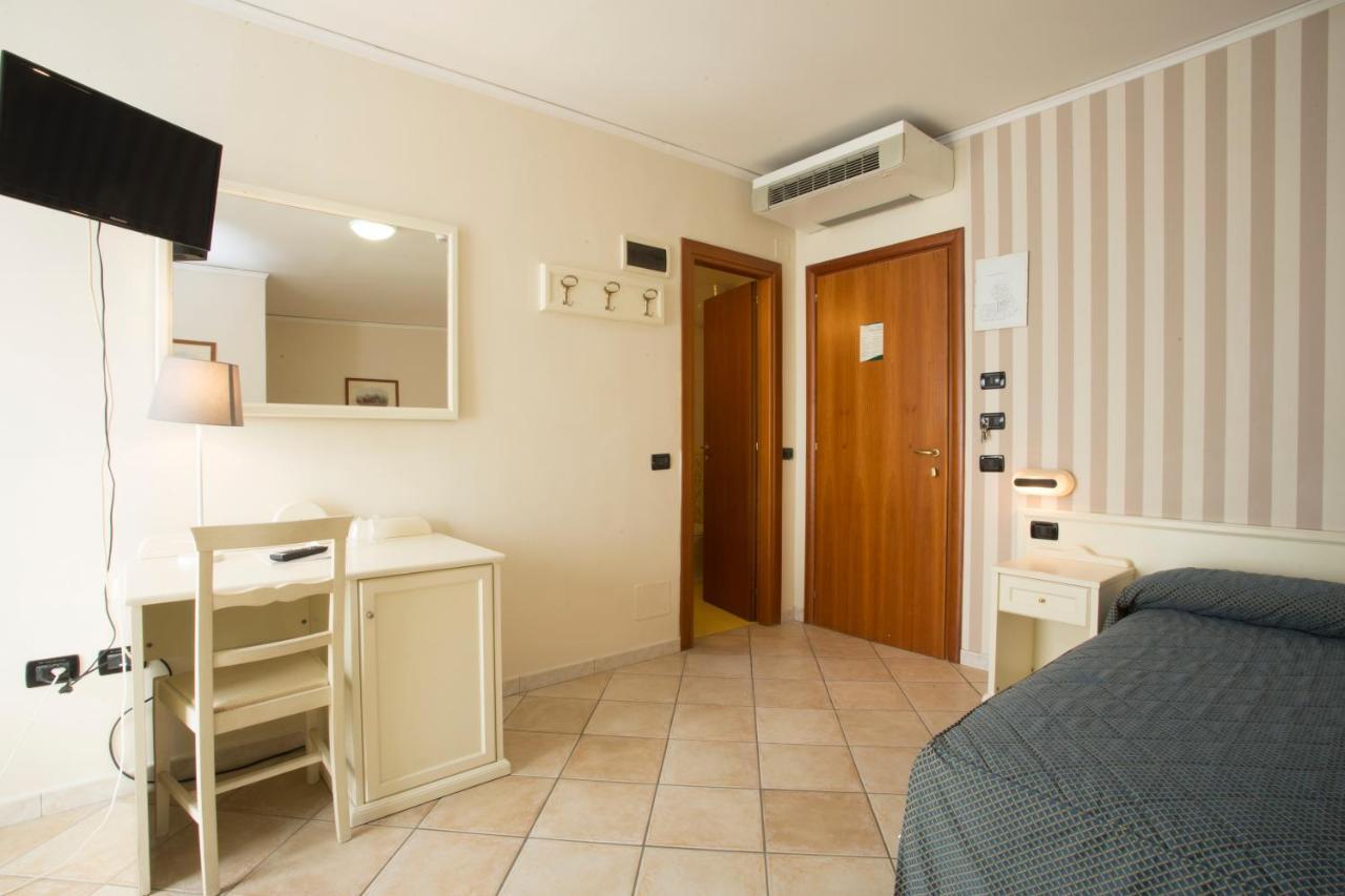 Double Room,1006492354:JPEG