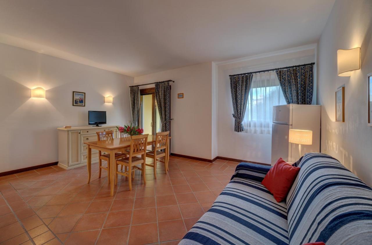 Villa Junior