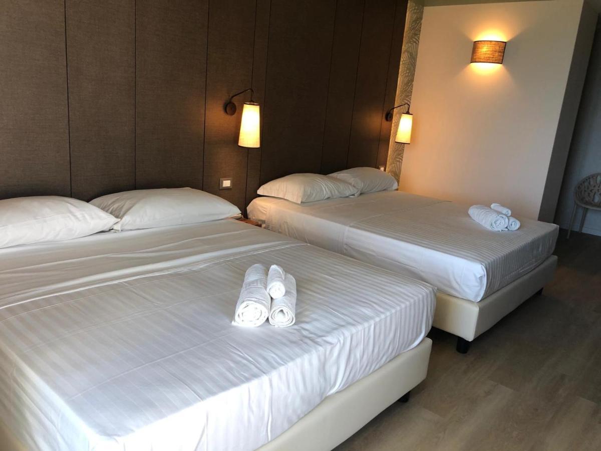 Kamer met 2 Queensize Bedden