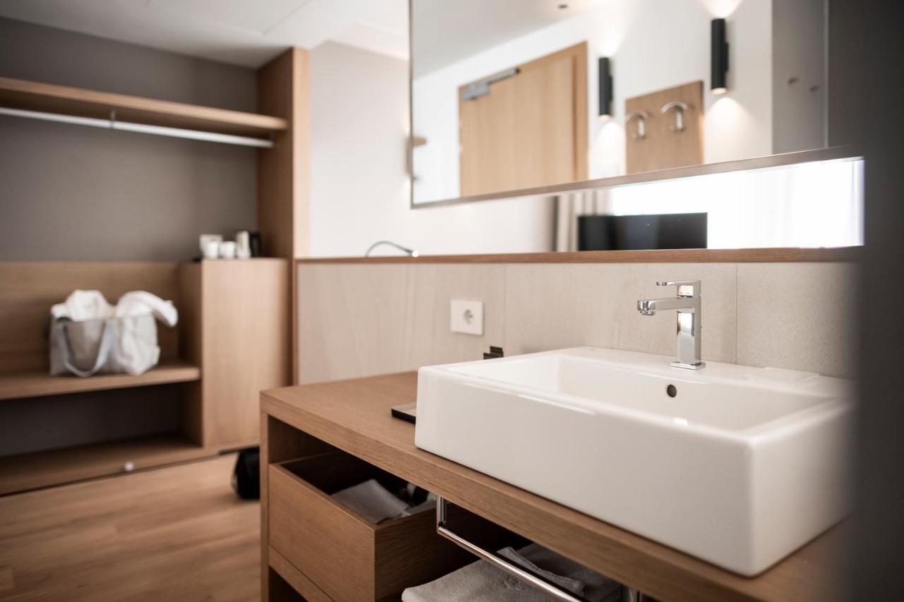 Deluxe Suite mit Whirlpool-Badewanne