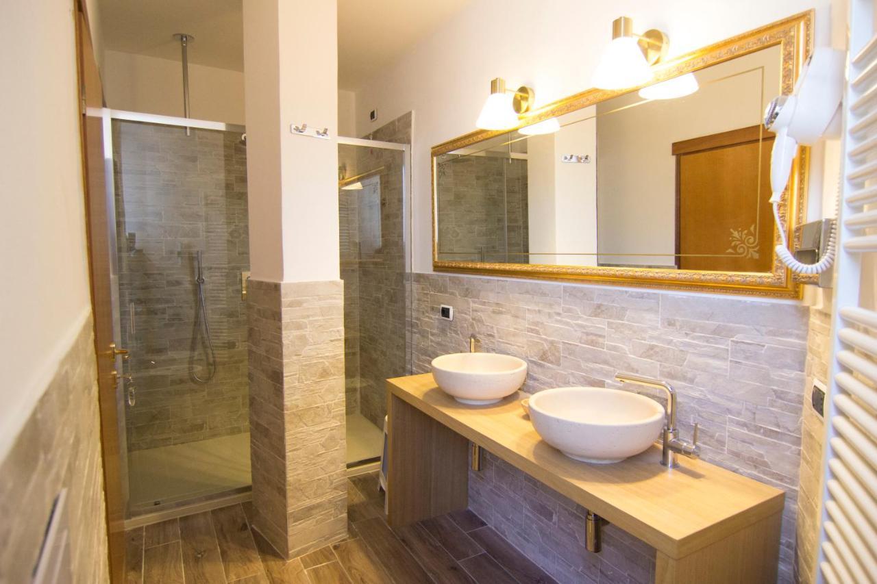 Deluxe Room,1118043648:JPEG