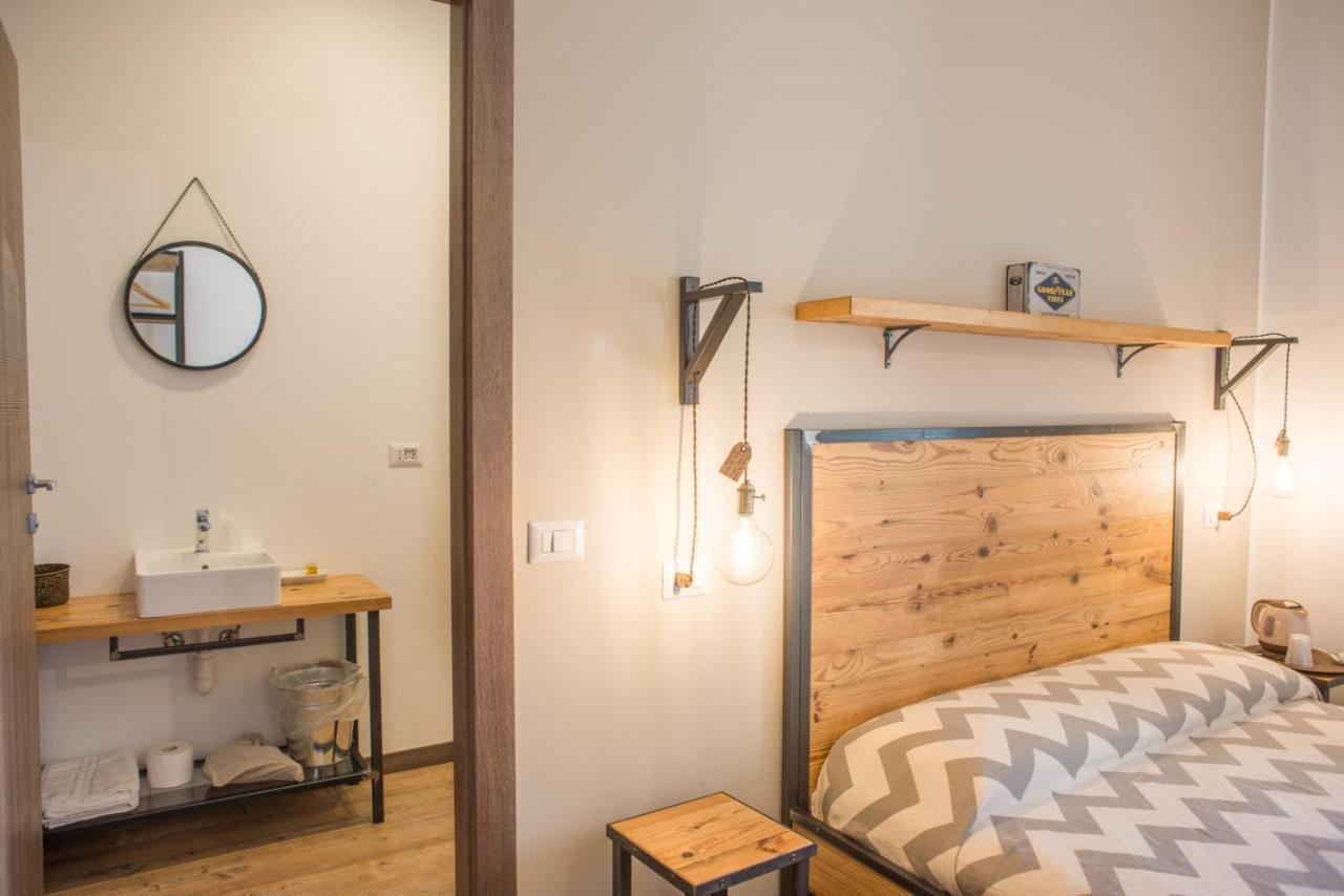 Doppelzimmer mit Balkon
