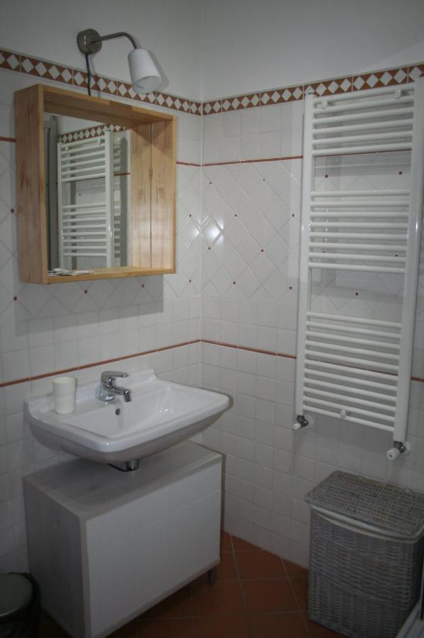 Twin Room Private Bathroom,1031819074:JPEG