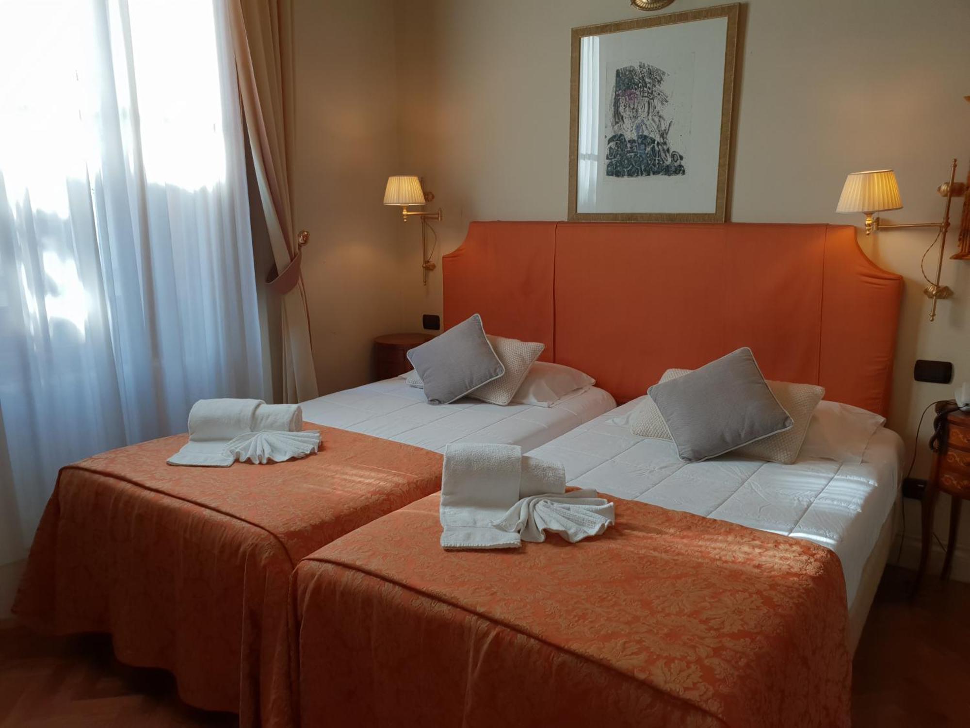Deluxe Double or Twin Room,1563264883:JPEG