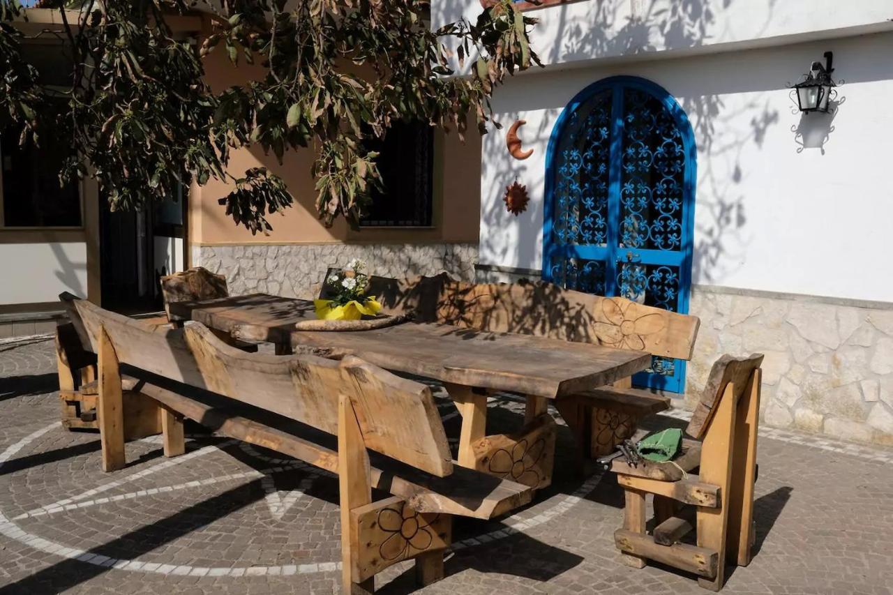 Studio Terrace,1608823976:JPEG