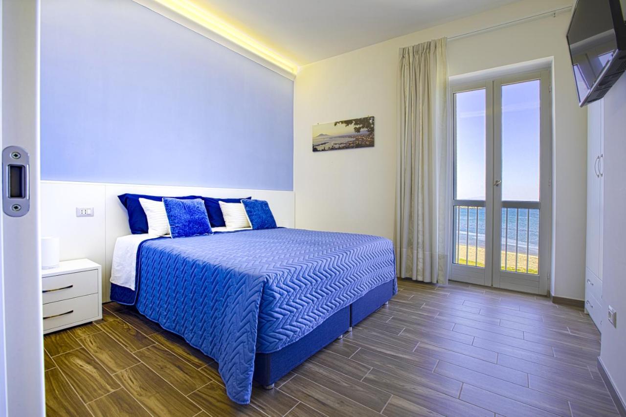 Double Room with Balcony and Sea View,1033532417:JPEG