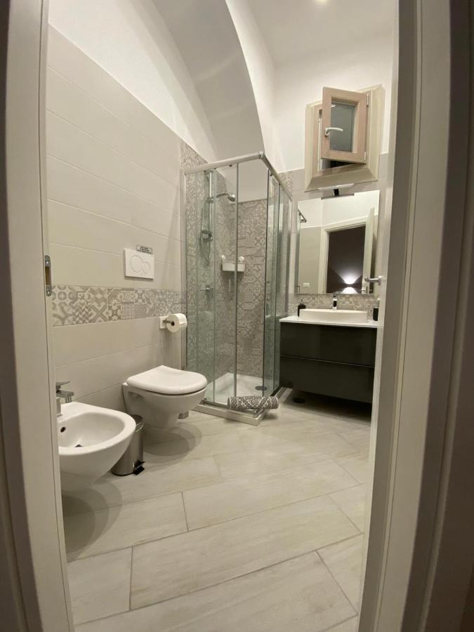 Chambre Double ou Lits Jumeaux avec Salle de Bains Privative