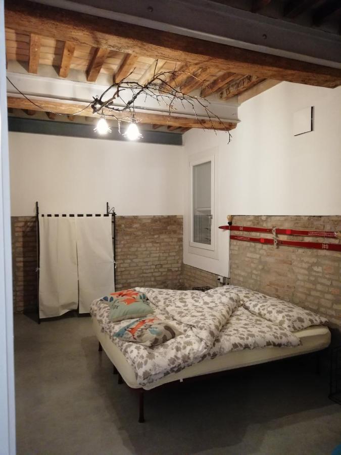 Double or Twin Room Private Bathroom