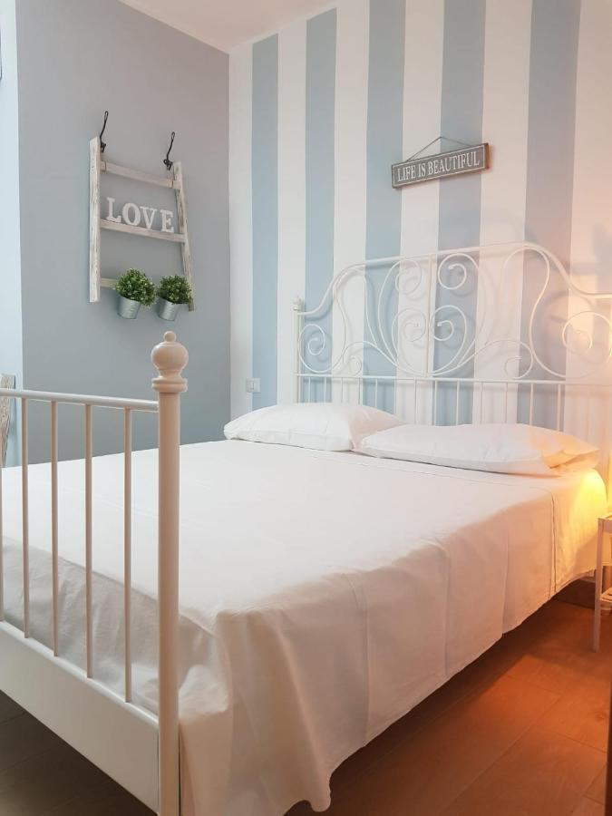 Deluxe Double Room with Balcony,1033266575:JPEG