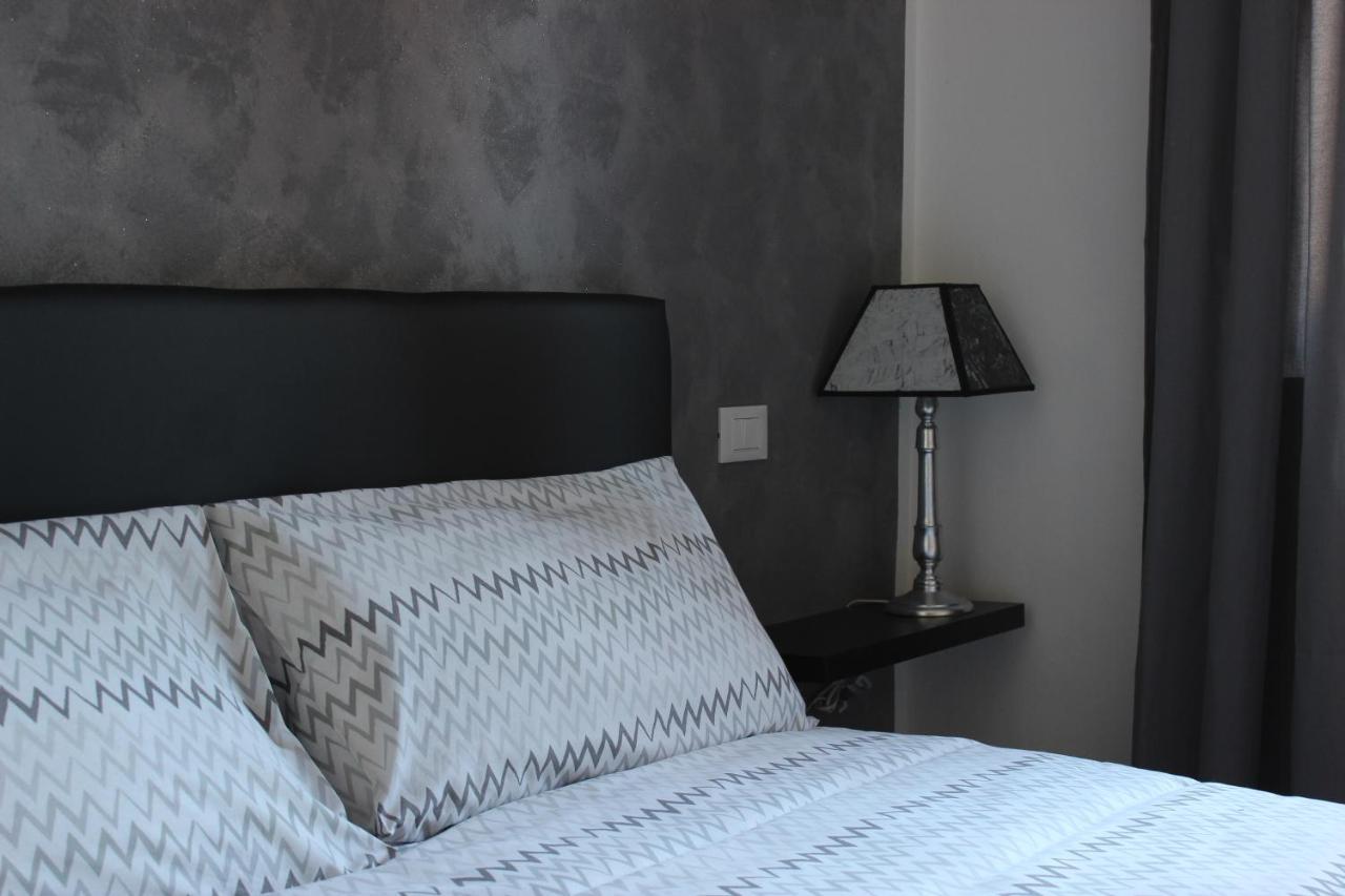 Double Room with Private Bathroom,1043732293:JPEG