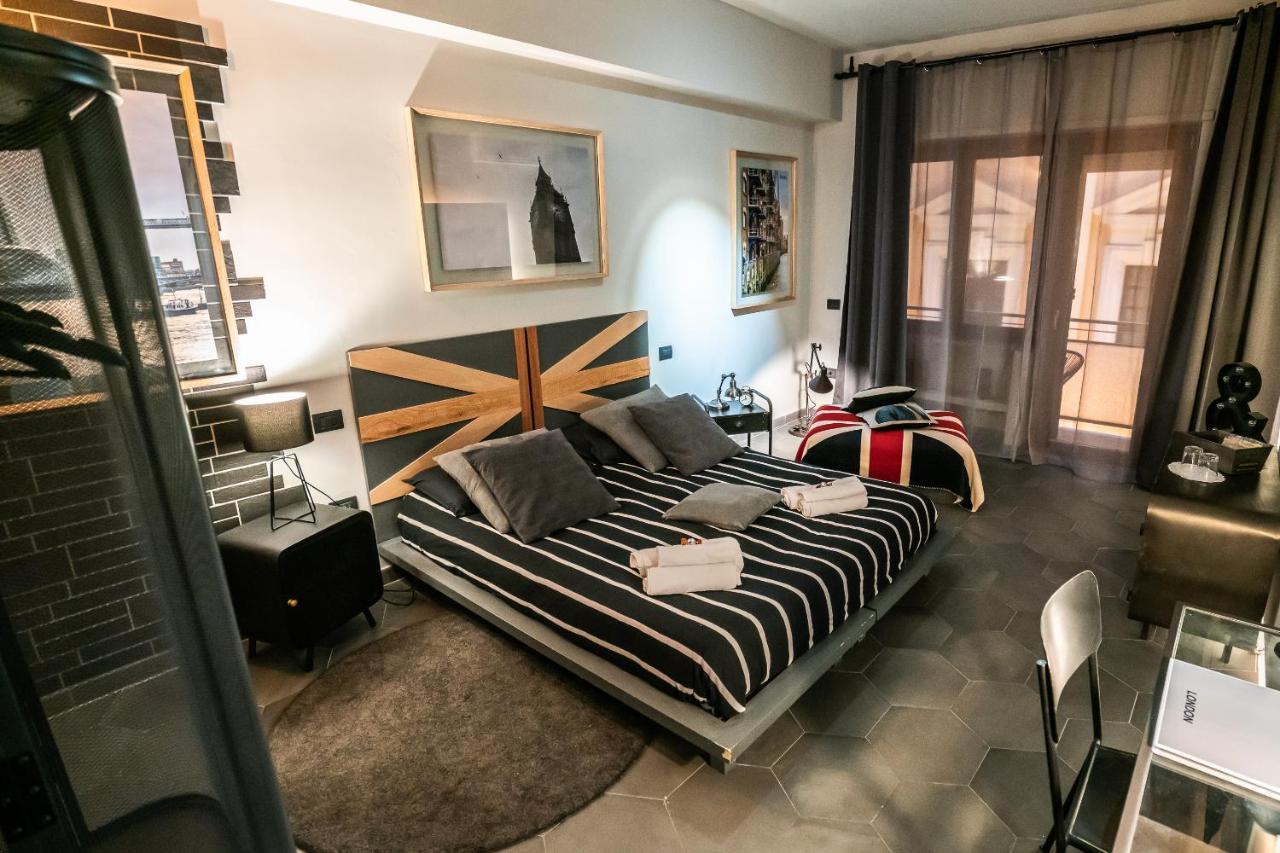 Superior Double or Twin Room with City View,1045180027:JPEG