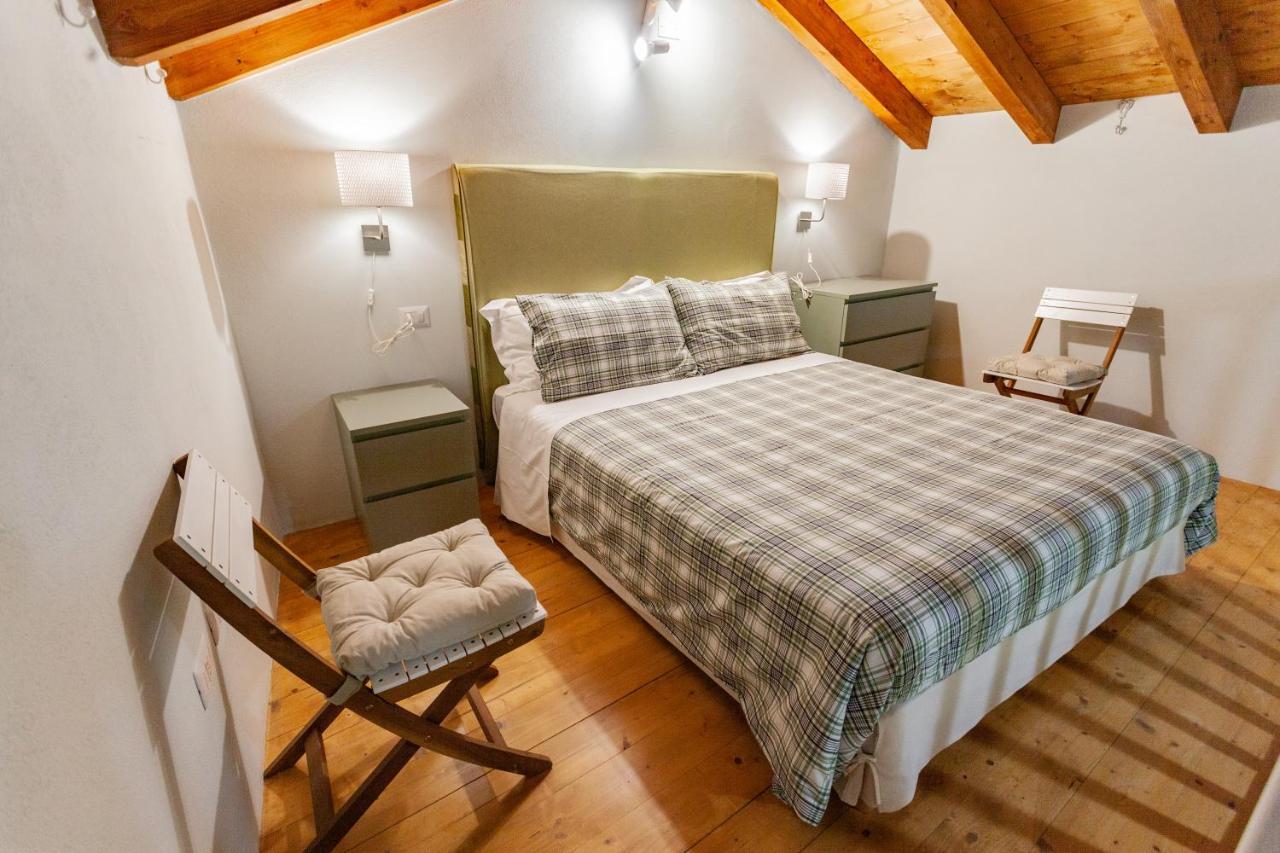 Quarto Duplo