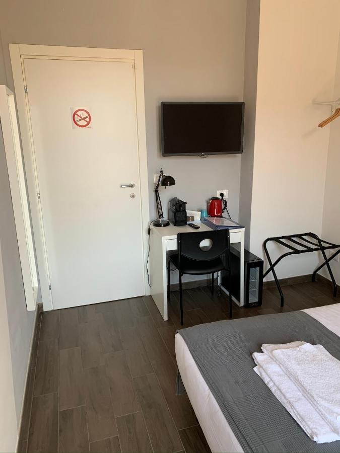 Single Room with Private Bathroom,1055073751:JPEG