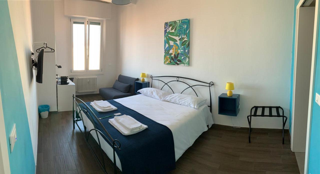 Double Room with Private Bathroom,1055068987:JPEG