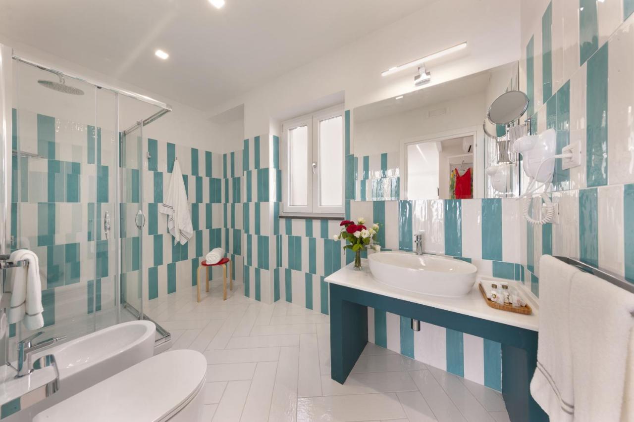 Quadruple Room with Sea View