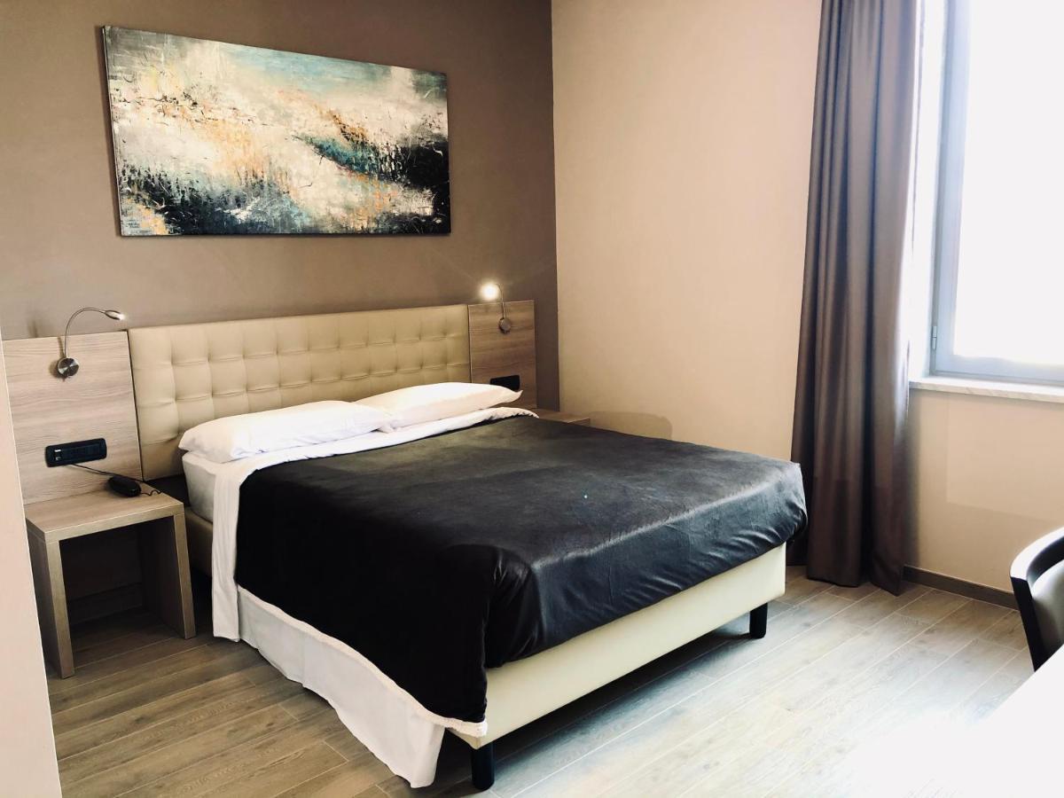 Double Room,1087107235:JPEG