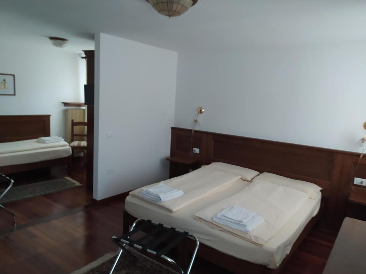 Comfort Triple Room,1078178404:JPEG