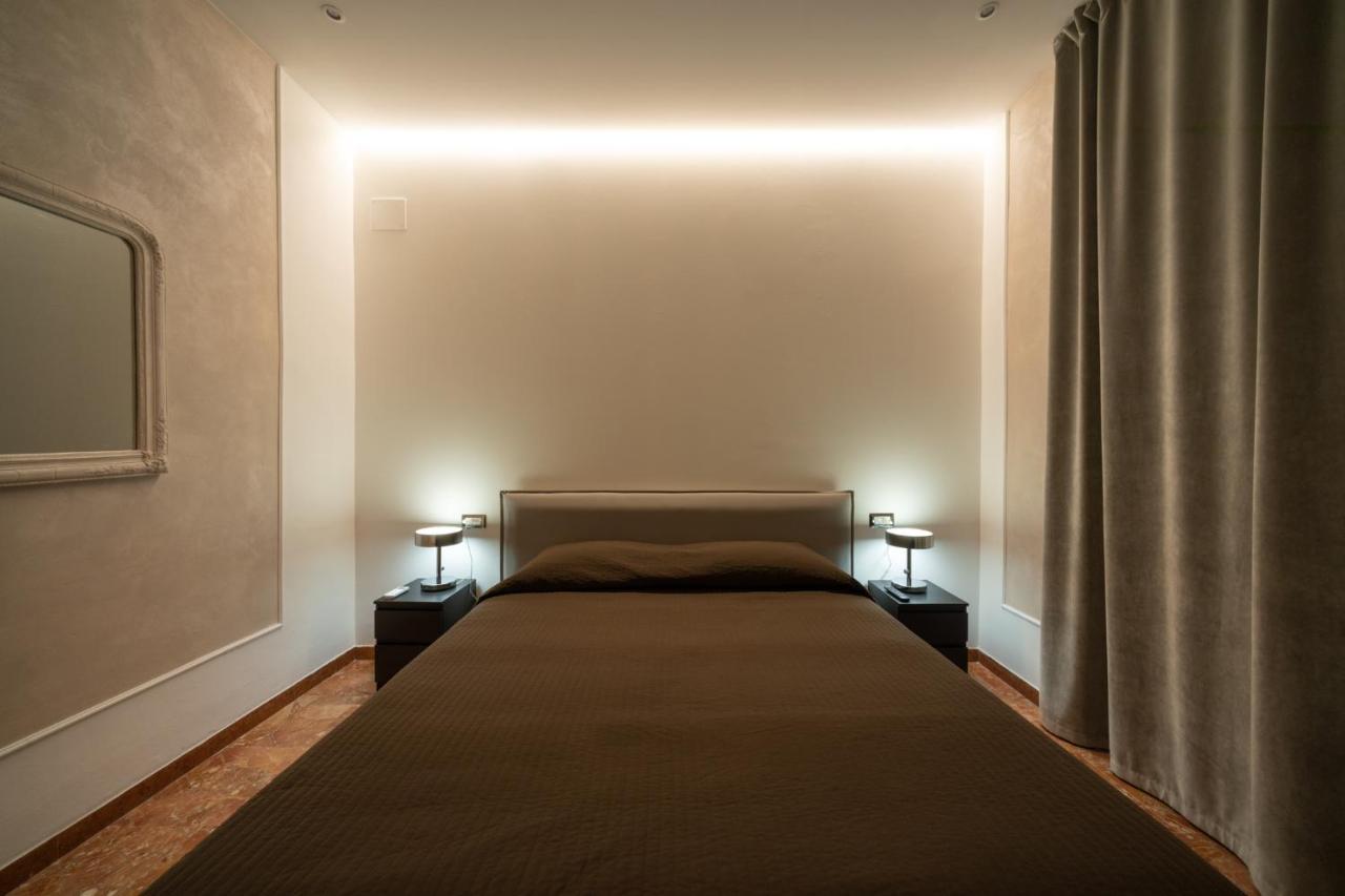 Large Double or Twin Room