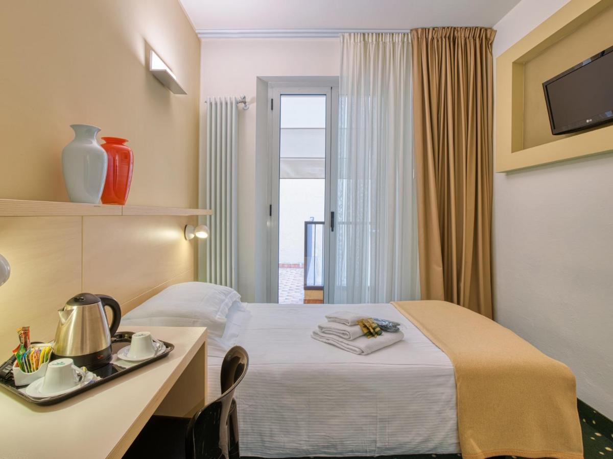 Double Room,1084784977:JPEG