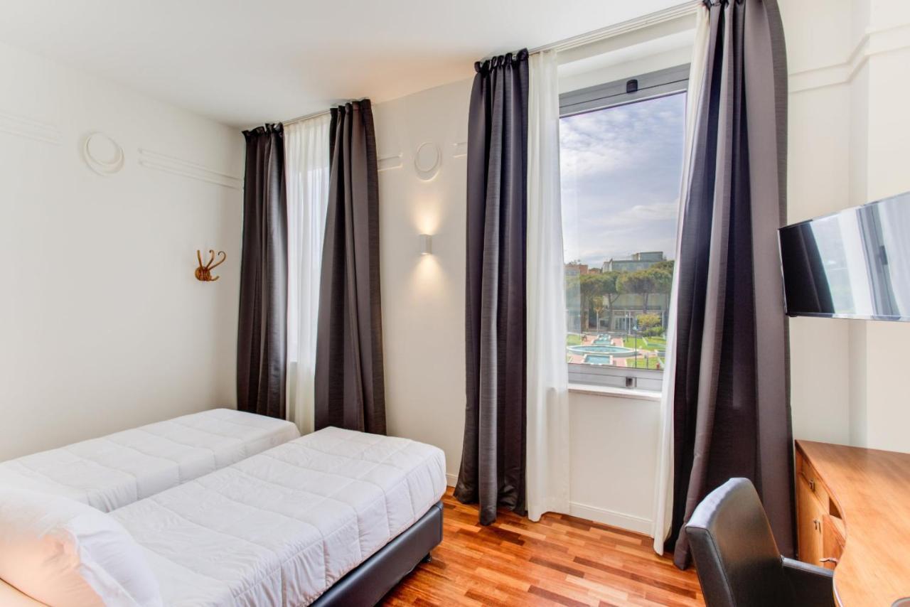 Double or Twin Room,800135556:JPEG