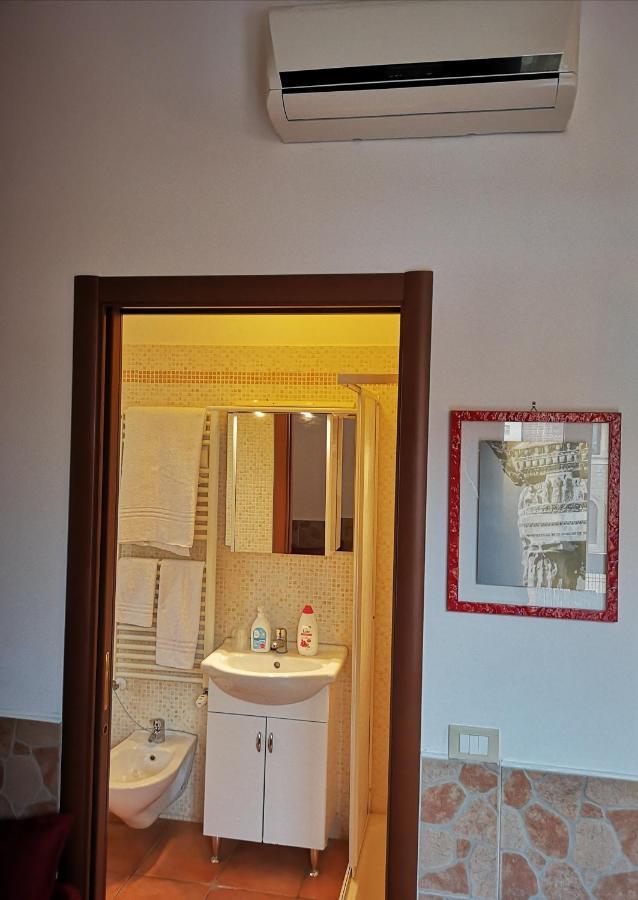Triple Room Bathroom