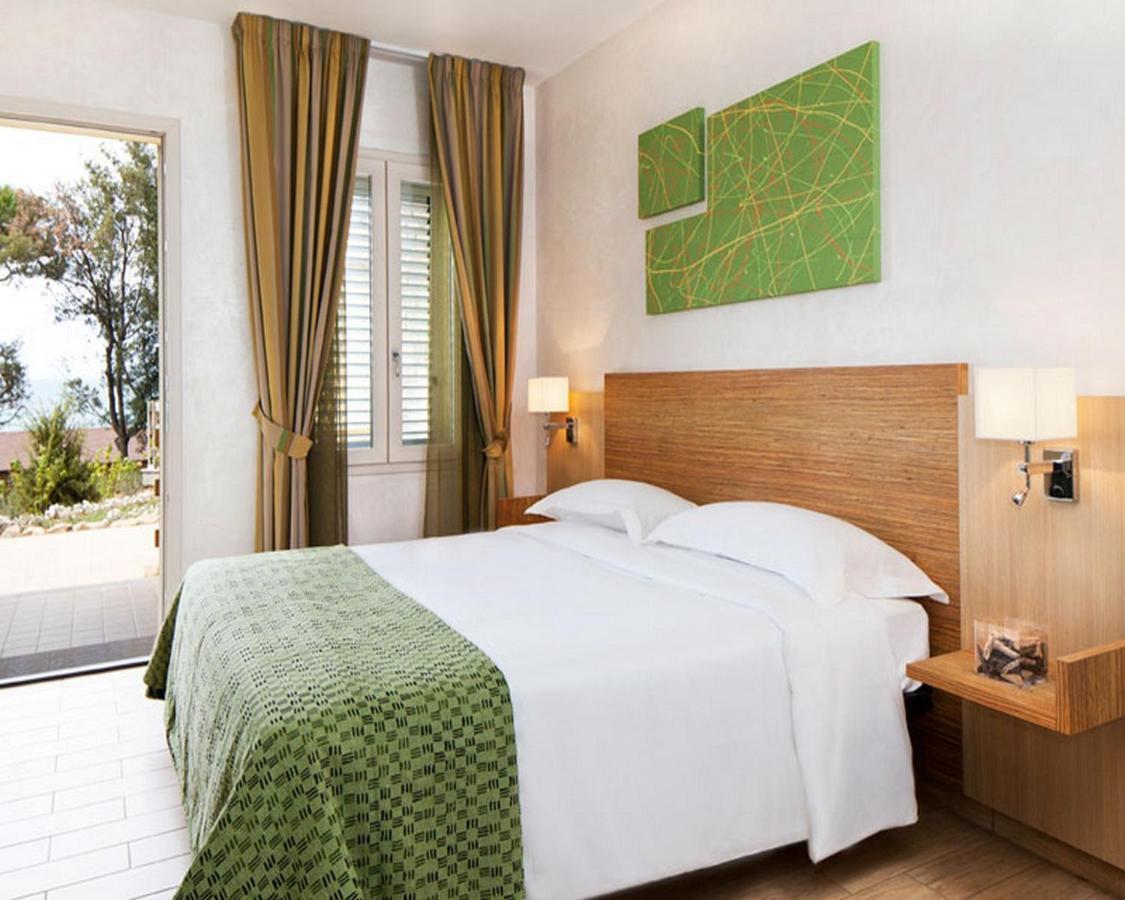 Double Room Partial Sea View