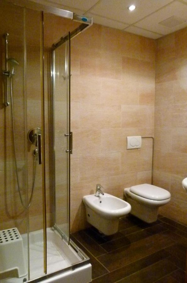 Single Room Balcony,1347160154:JPEG