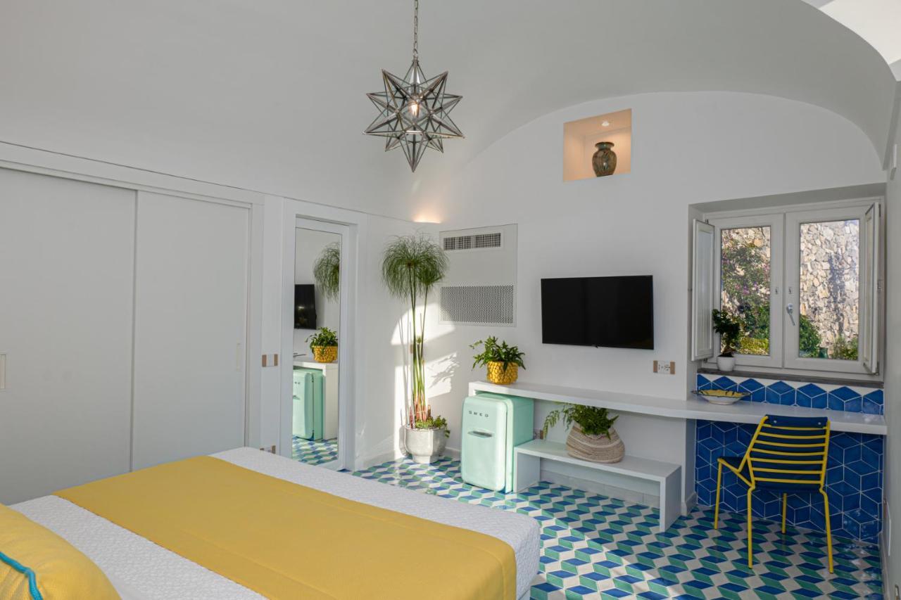 Deluxe Doppelzimmer mit Balkon und Meerblick