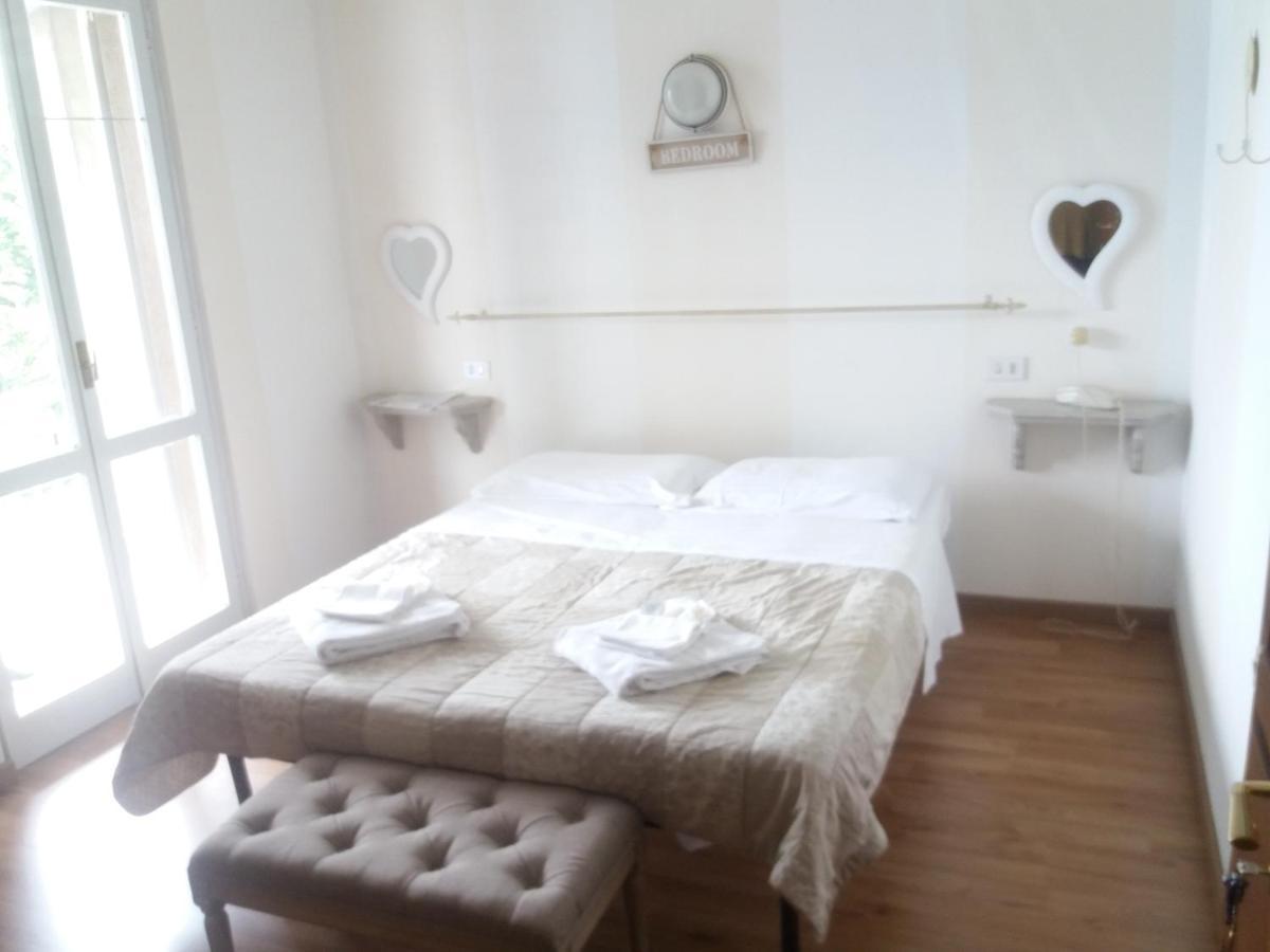Double Room with Lake View