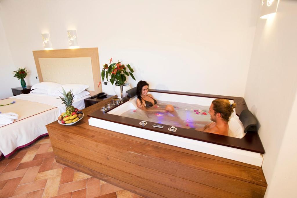 Suite with Spa Bath