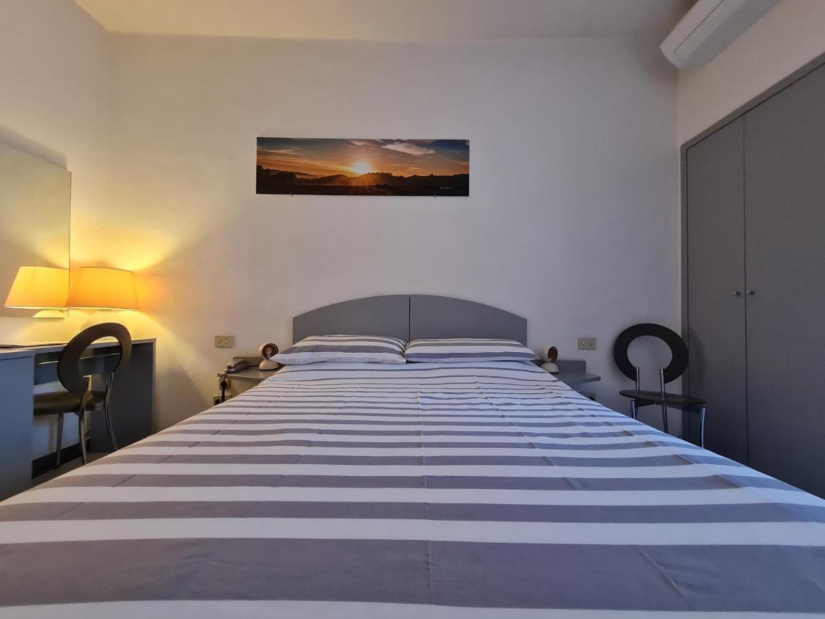 Standard Double Room - Annex,1090422327:JPEG