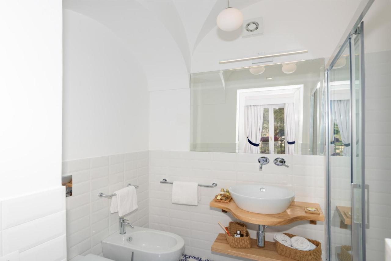 King Suite with Spa Bath