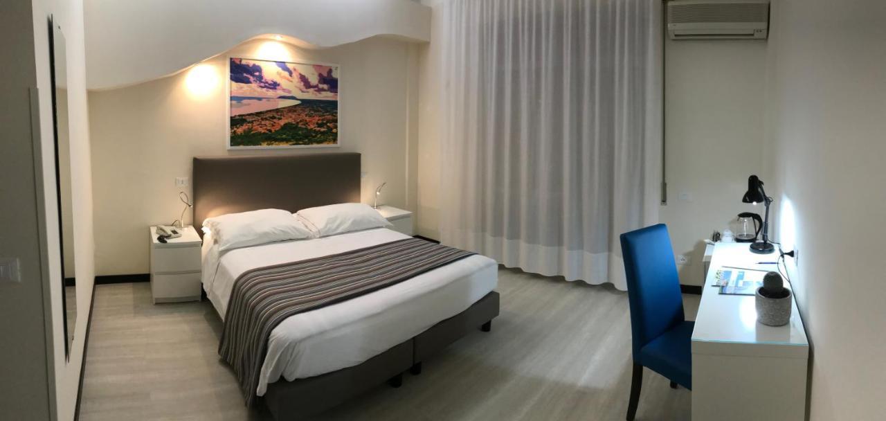 Superior Double or Twin Room,1096361700:JPEG