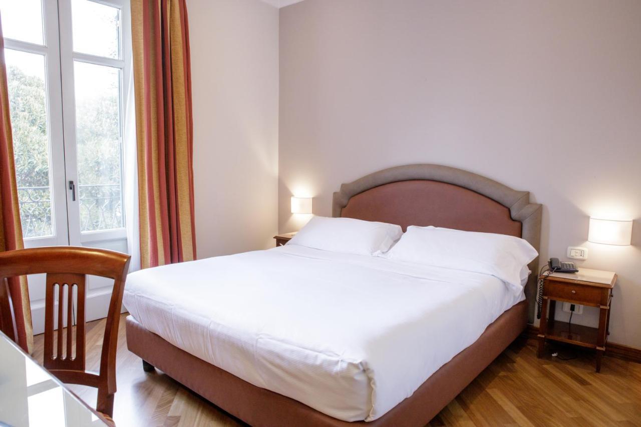 Pokój typu Deluxe z łóżkiem typu king-size i balkonem