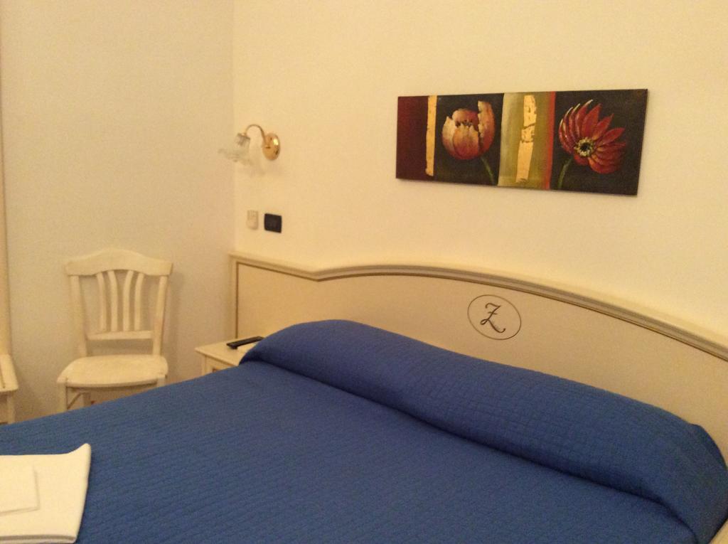 Basic Triple Room