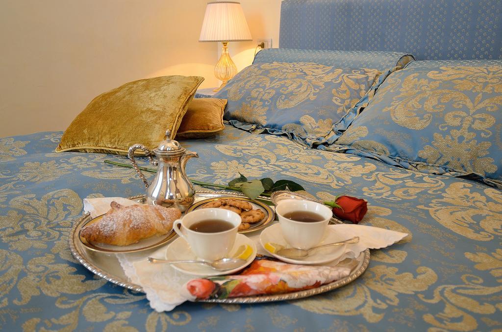 Suíte de 2 Quartos com Cama King-size