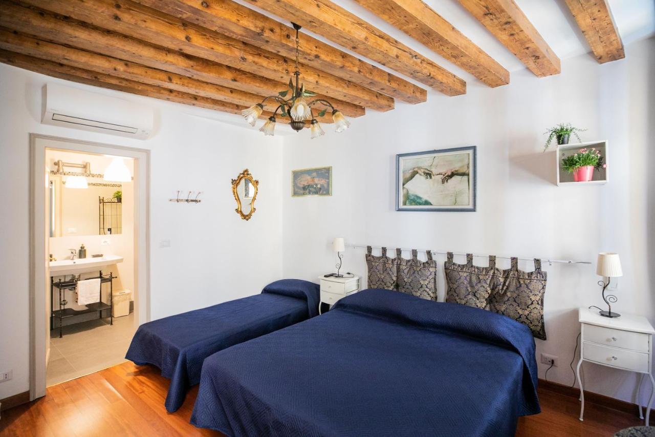 Quarto Triplo Standard