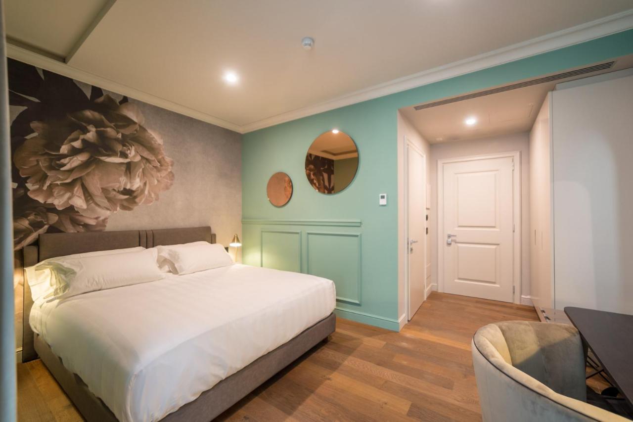 Double or Twin Room Bathroom