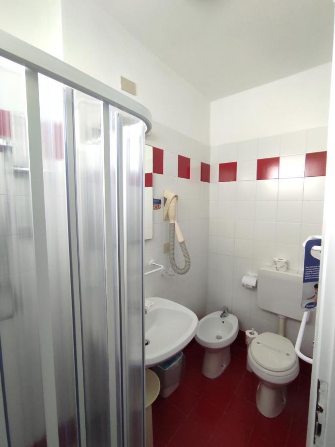 Triple Room,1112746599:JPEG