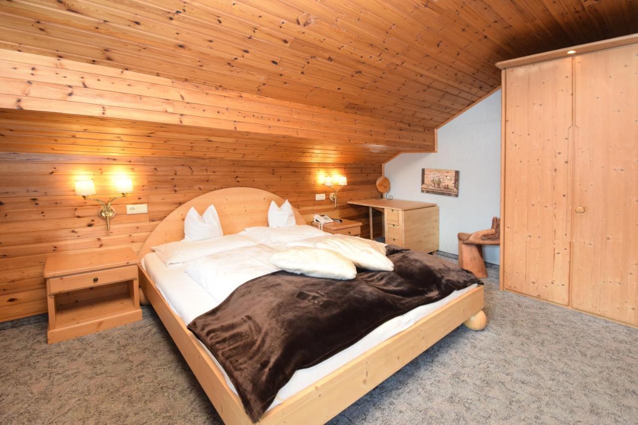 Dreibettzimmer
