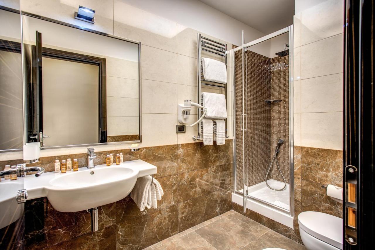 Superior Double or Twin Room City View