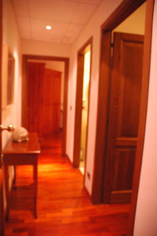 One-Bedroom Apartment,112347690:JPEG