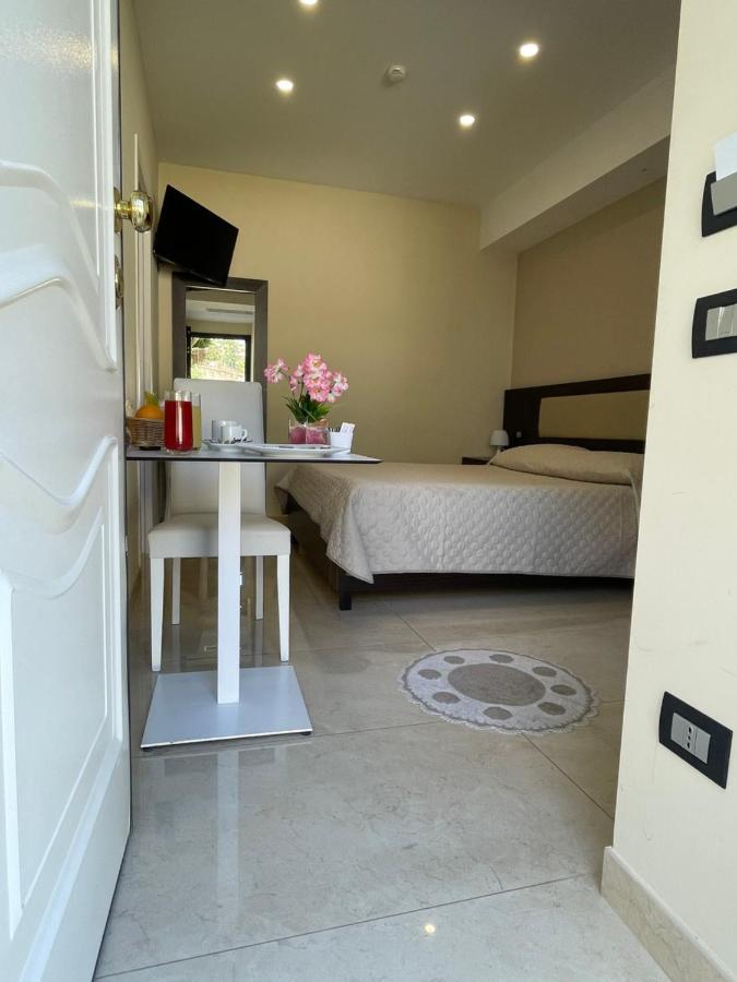 Chambre Double avec Entrée Privée - Vue sur Jardin