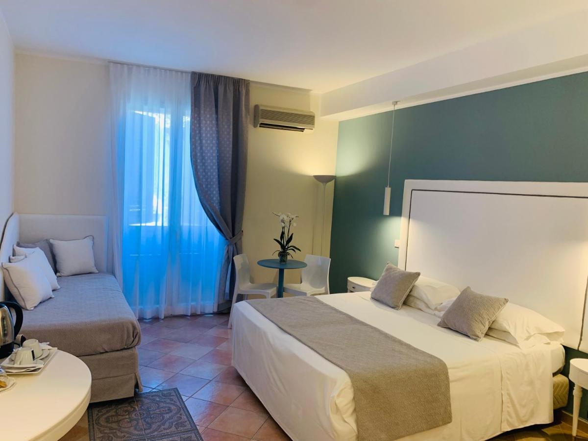 Standard Triple Room,63873205:JPEG