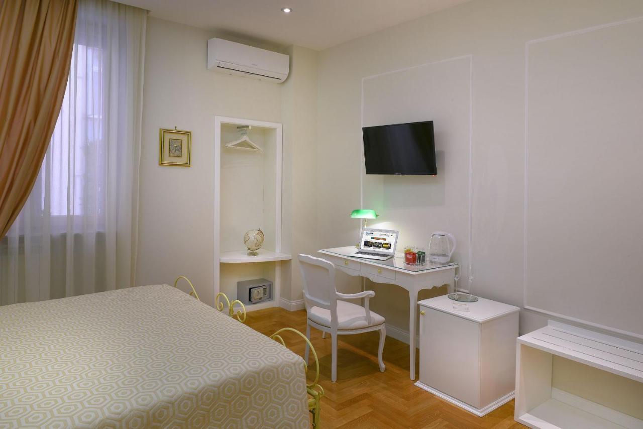 Luxury Quadruple Room,1130136216:JPEG