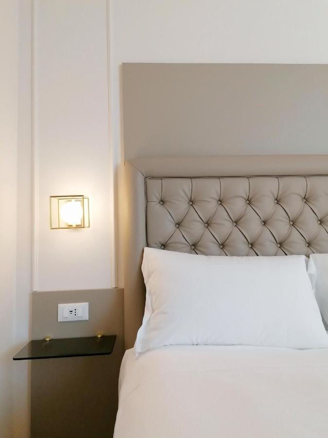 Double Room,1132968690:JPEG