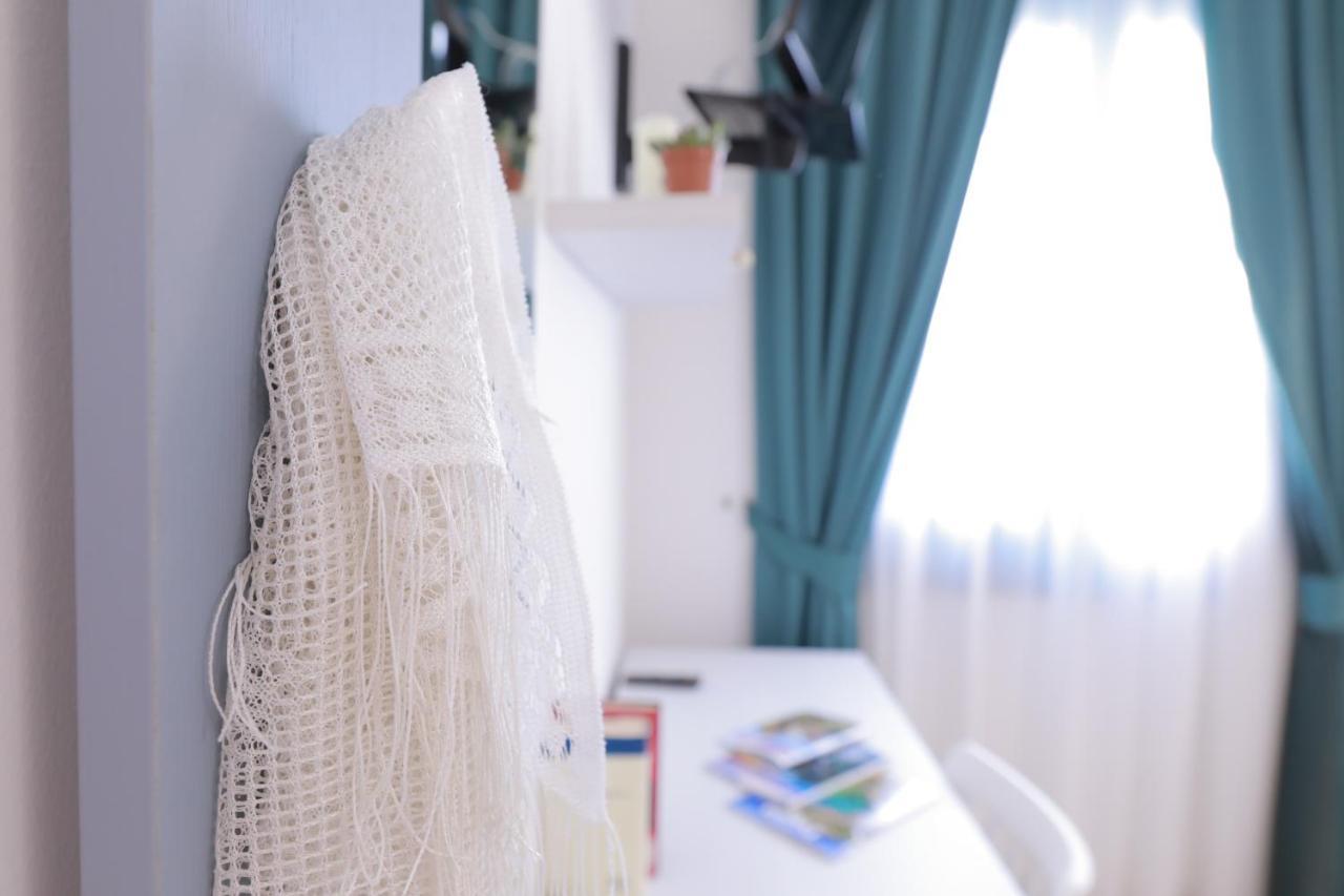 Double or Twin Room with Sea View,1138186822:JPEG