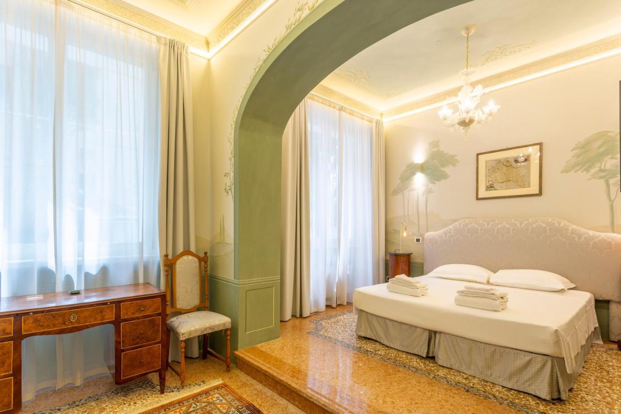 Executive Suite,1138957993:JPEG